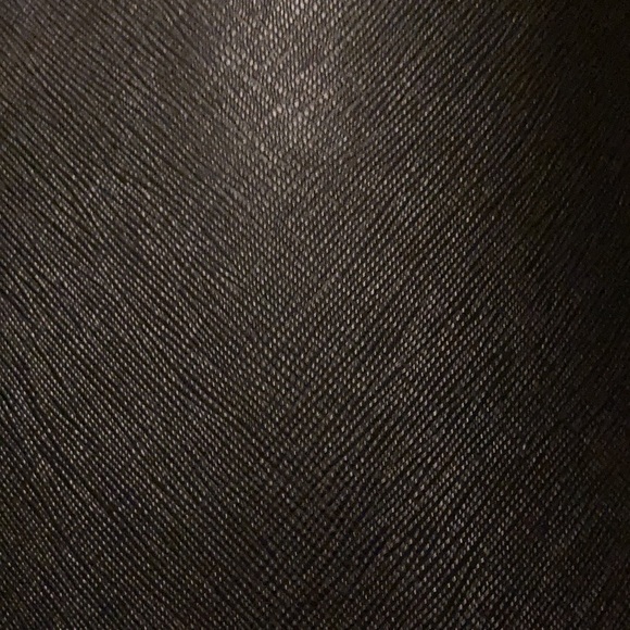 ❤️❤️Tory Burch Robinson Polished, Sophisticated and Refined - Picture 9 of 14